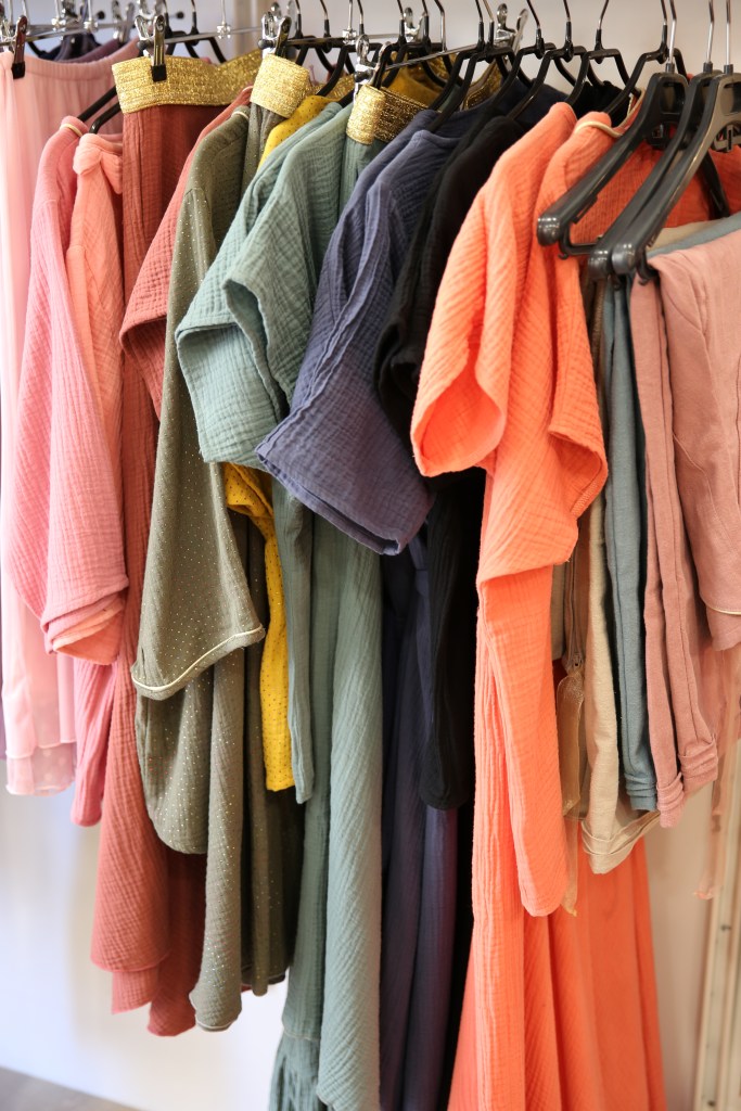 Nouvelle collection printemps-été 2023 d'Itakoé, créatrice mode mariage, évènementiel, styliste Hérault, Occitanie