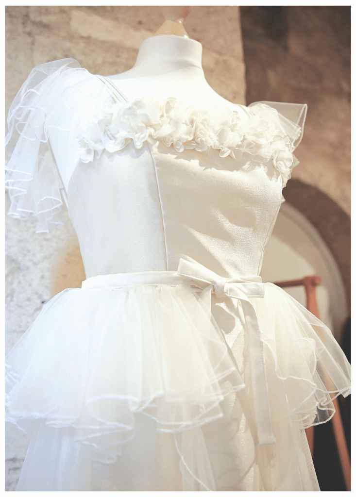 Robe de Mariée d'exception conçue par Itakoé - Hérault et exposée à la Maison des Métiers d'Art de Pézenas